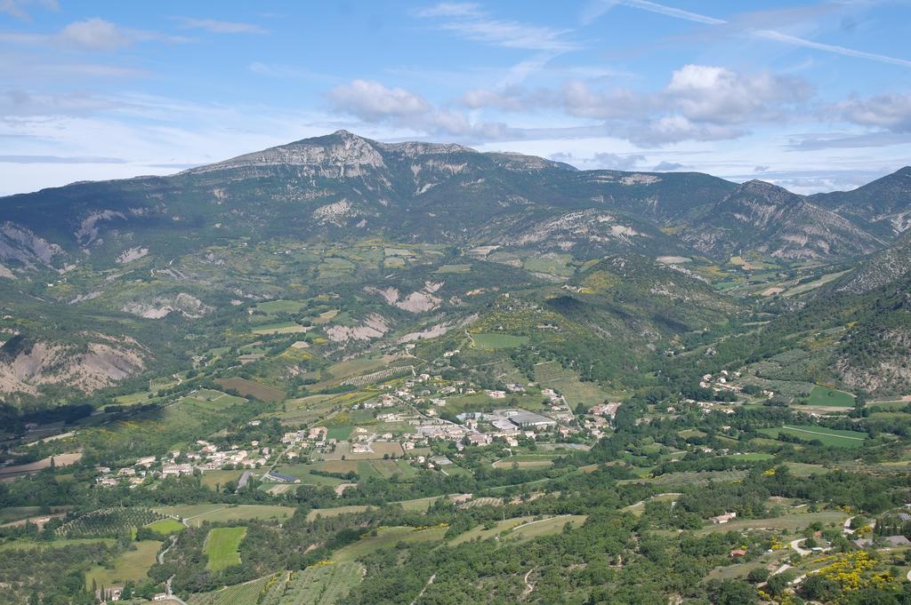 Apartmán Le Chambron Condorcet Exteriér fotografie